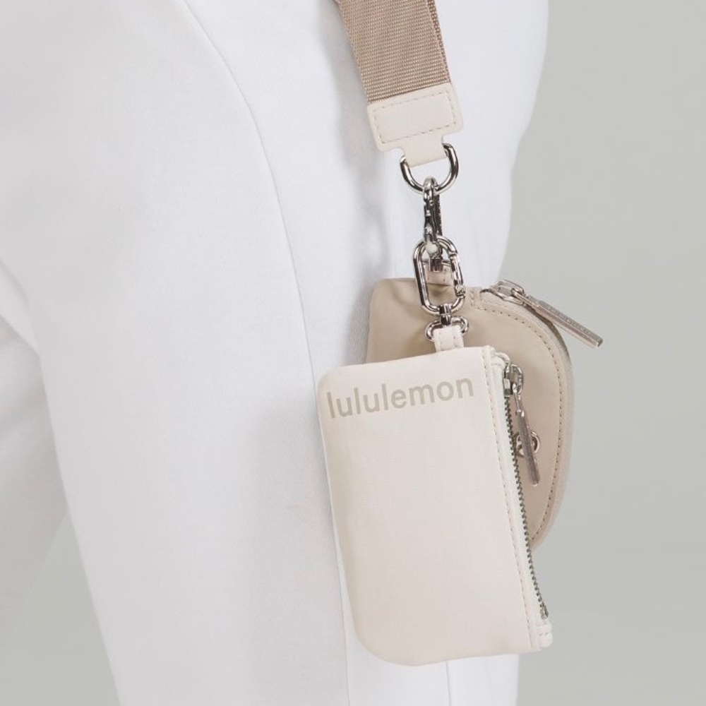 Lululemon Dual Pouch Wristlet White Opal/Raw Linen